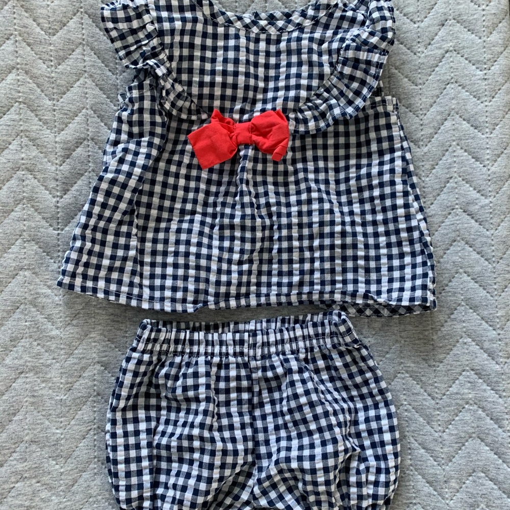 Carter’s Gingham Top/Bummies